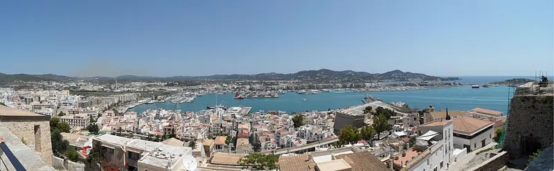 La Marina · Mercat Vell y puerto