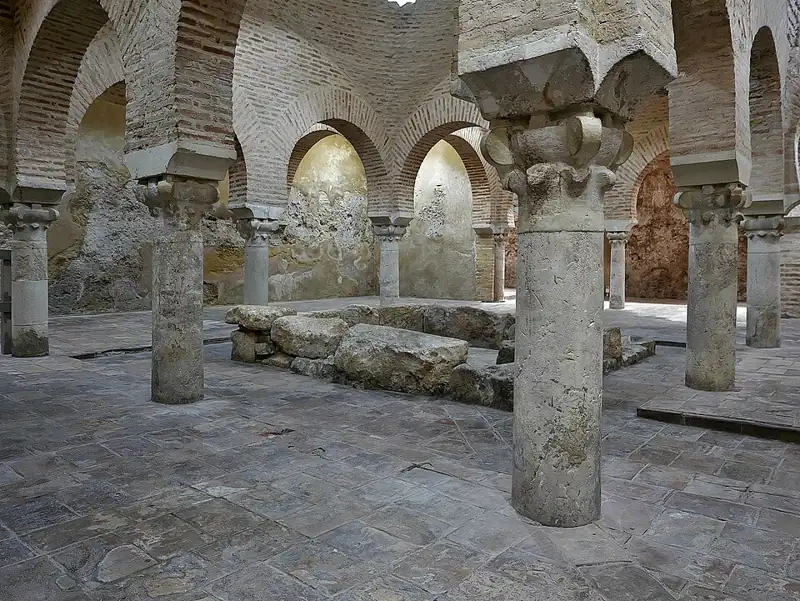Bains arabes et palais de Villardompardo
