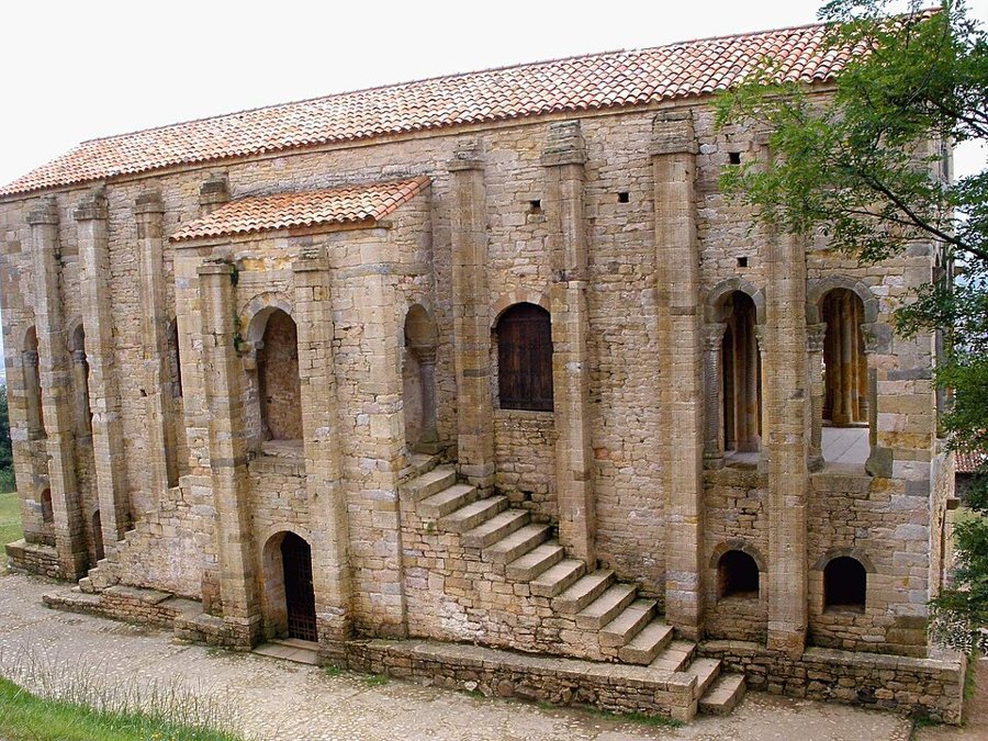 Santa María del Naranco · salida opcional