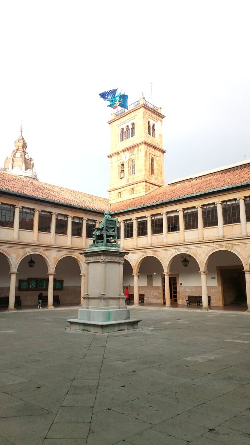Edificio Histórico de la Universidad
