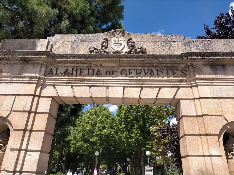 Alameda de Cervantes park