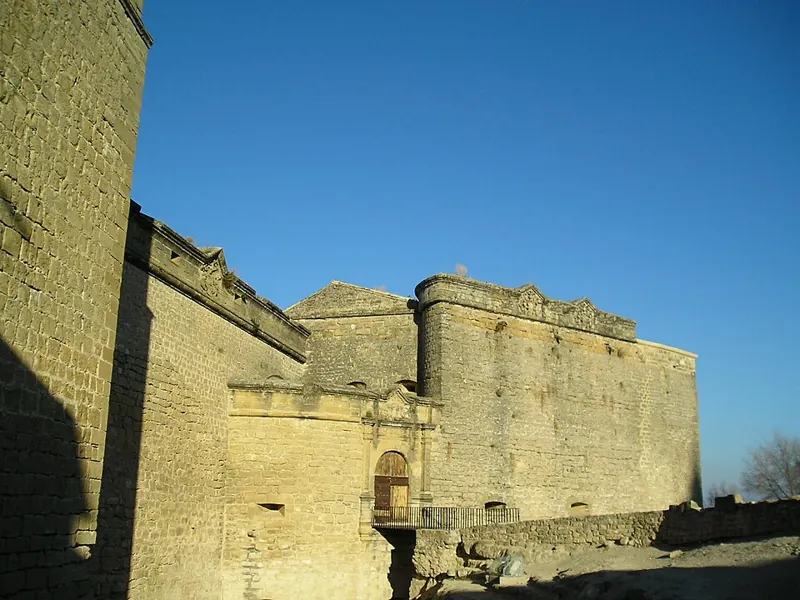 Sabiote castillo y casco historico